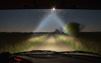Llegó la hora de faros largos